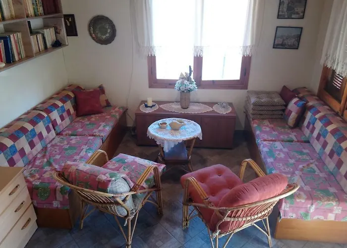 Дом отдыха α Lovely For A Summer Vacation